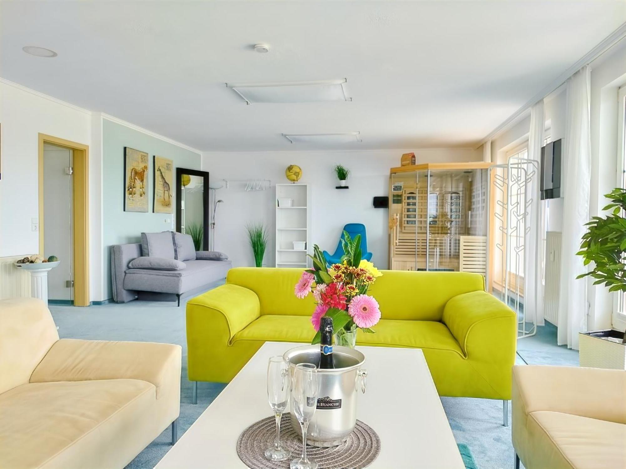 Seeblickapartment Fuer Bis Zu 12, Nuernberg & Schwabach In 30-35 Minuten Zu Erreichen, Sauna, Arbeitsplatz, Dachterrasse & Grill Spalt Exteriör bild