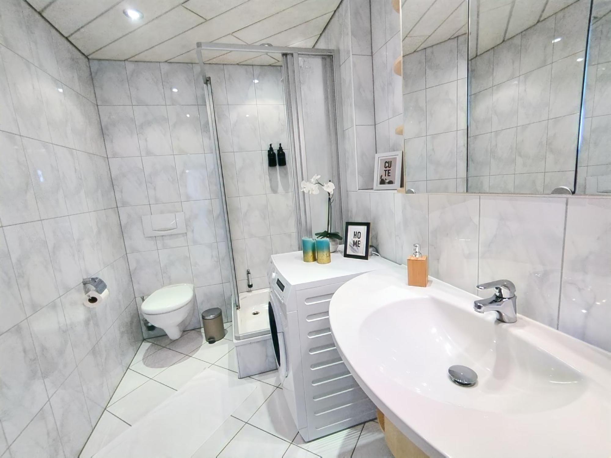 Seeblickapartment Fuer Bis Zu 12, Nuernberg & Schwabach In 30-35 Minuten Zu Erreichen, Sauna, Arbeitsplatz, Dachterrasse & Grill Spalt Exteriör bild