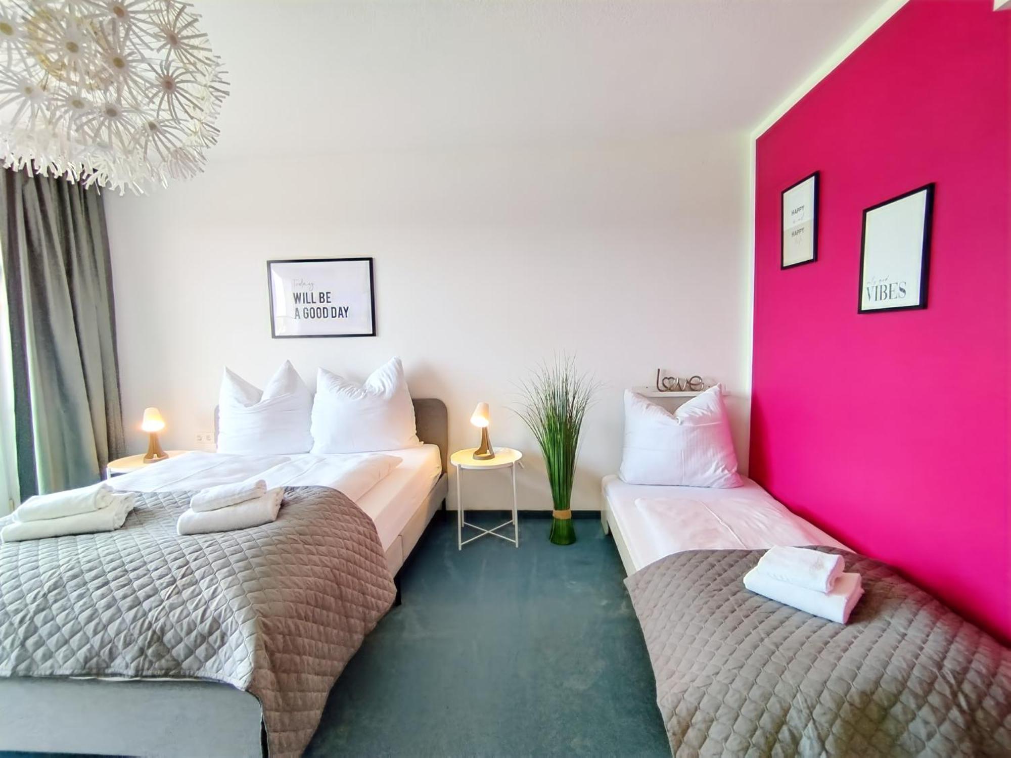 Seeblickapartment Fuer Bis Zu 12, Nuernberg & Schwabach In 30-35 Minuten Zu Erreichen, Sauna, Arbeitsplatz, Dachterrasse & Grill Spalt Exteriör bild